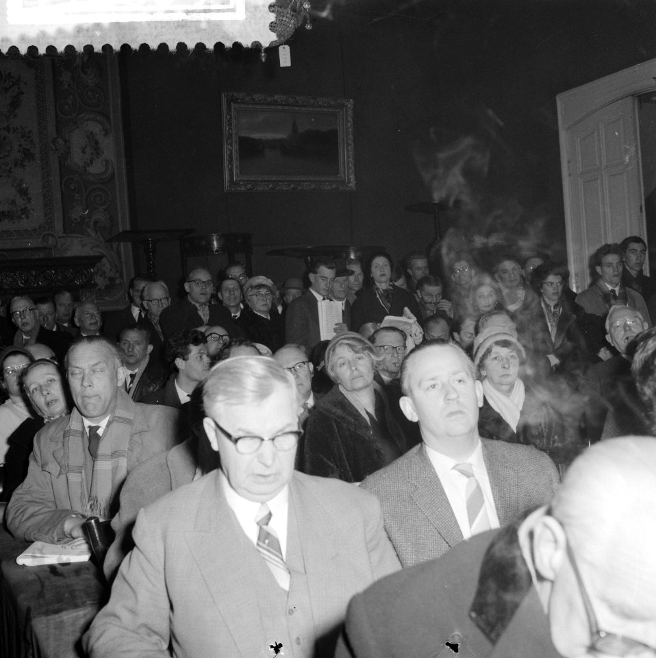 Veiling van schilderijen bij Mak van Waay, Bestanddeelnr 911-0805