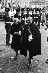 Vanmorgen begon in het Koninklijk Paleis op de Dam in Amsterdam de nieuwjaarsrec, Bestanddeelnr 931-2442