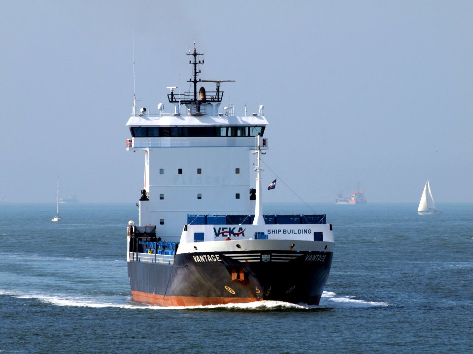 VANTAGE - IMO 9375111 - at IJmuiden Hoogovens, Port of Amsterdam photo-6