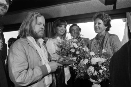 Vanmiddag is in Oud-Loosdrecht de Conamus Exportprijs 1980 door staatssecretaris, Bestanddeelnr 931-2348