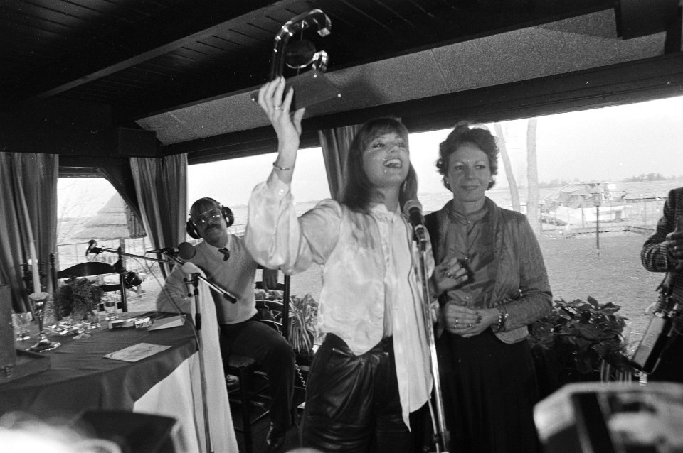 Vanmiddag is in Oud-Loosdrecht de Conamus Exportprijs 1980 door staatssecretaris, Bestanddeelnr 931-2347