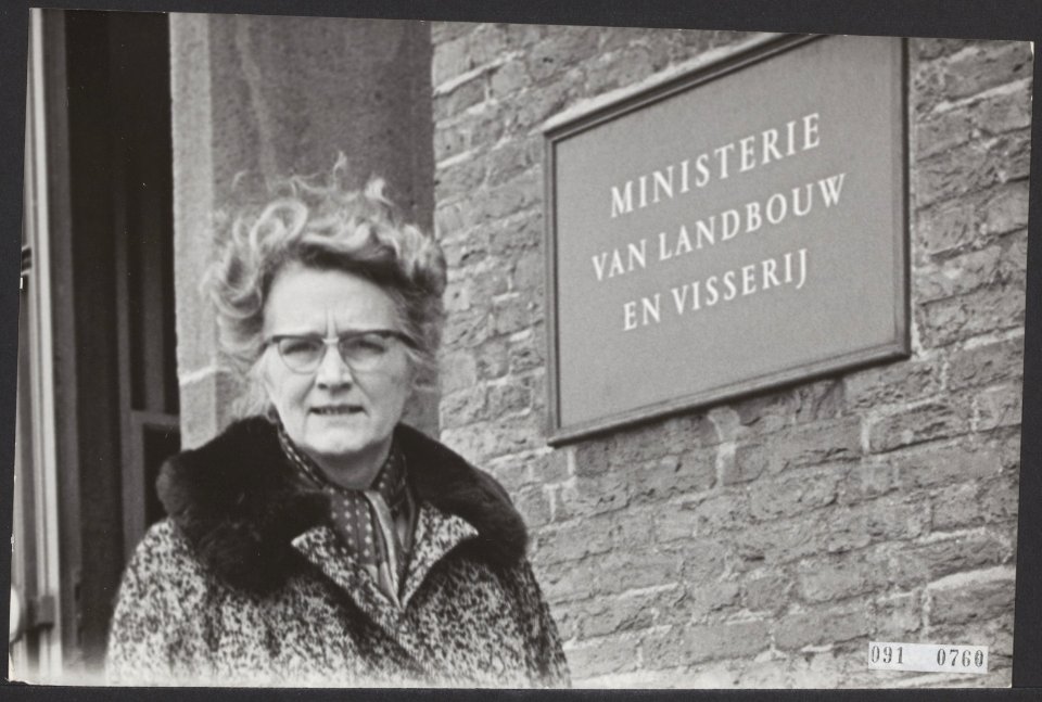 Vanmorgen had formateur minister B. Biesheuvel op zijn ministerie een gesprek me, Bestanddeelnr 091-0760