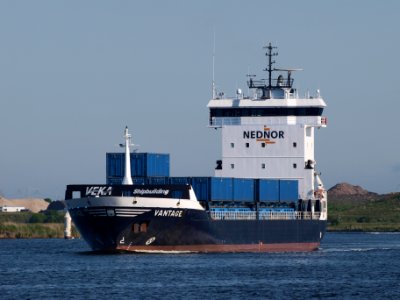 VANTAGE - IMO 9375111 pic2