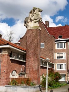 Van Tuyll van Serooskerkenplein pic5