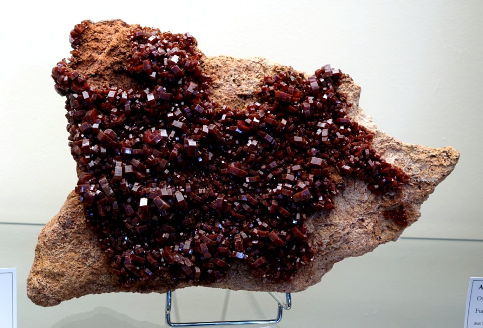 Vanadite - Naturhistorisches Museum Nürnberg - Nuremberg, Germany - DSC04189
