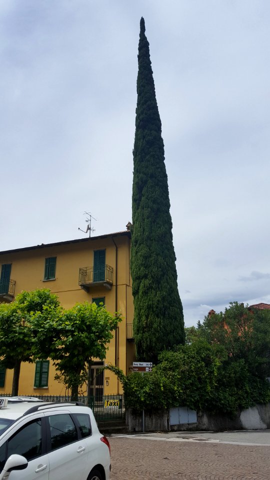 Varenna-Train station view (3)