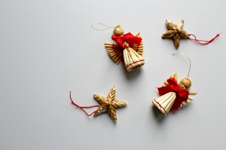 Poinsettia jewellery decoration