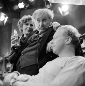 Vara-televisie, 'De schaduw van een revolverman', in de hoofdrollen Mimi Boesnac, Bestanddeelnr 916-0510