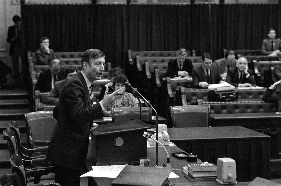 Van Agt (CDA, minister-president) aan het woord, Bestanddeelnr 931-8414