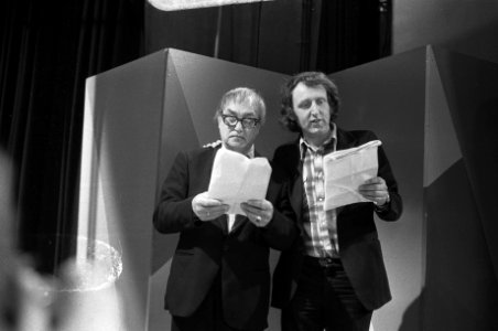 Van Oekels Discohoek van VPRO (TV); Sjefke met Wim van de Linden (rechts), Bestanddeelnr 927-1449