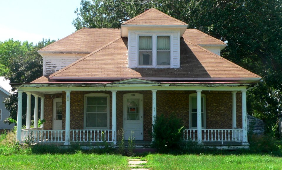 Van Osdel house (Mission Hill SD) from E 1