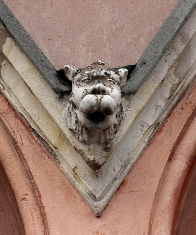 Valve Gargoyle Oulu 20150403 02