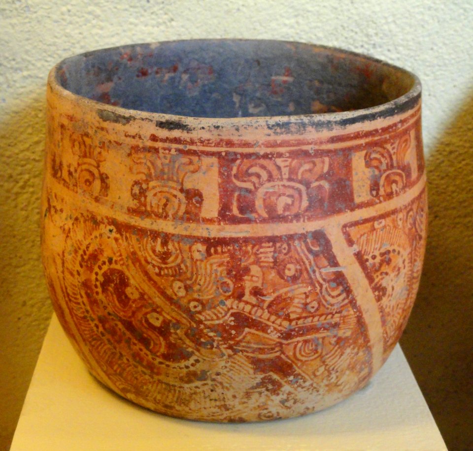 Vase with Elaborately Costumed Noble, Late Classic Mayan, Copan, Honduras - San Diego Museum of Man - DSC06829