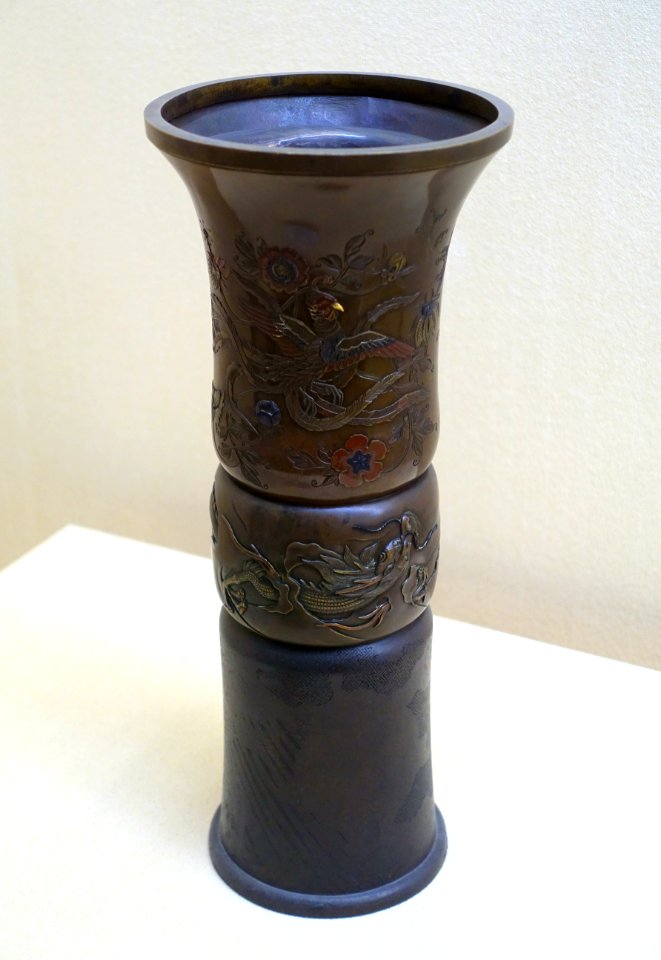 Vase with image of Ho-o bird, made by Mizuno Genroku VIII, Meiji period, bronze, gold and silver inlay - Nomura Samurai Family Residence - Nagamachi - Kanazawa, Japan - DSC00500