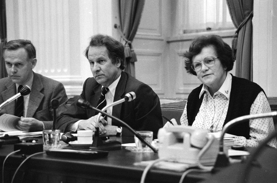 Vaste kamercommissie voor Volkshuisvesting en Ruimtelijke Ordening in Den Haag ,, Bestanddeelnr 931-1096