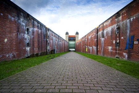 Henrichenburg locks park shaft lock photo