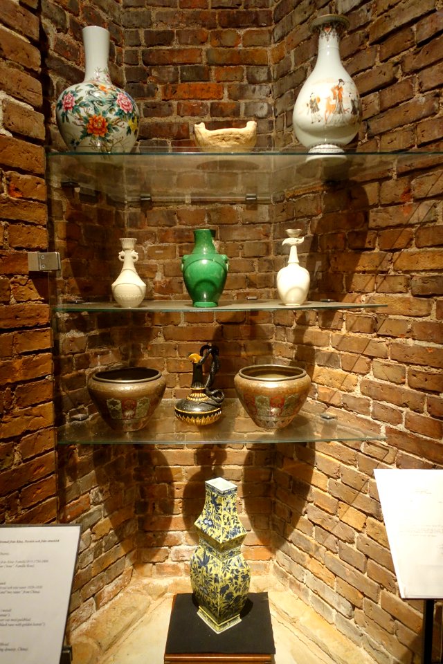 Vases - Kulenovic Collection - Karlskrona, Sweden - DSC08432