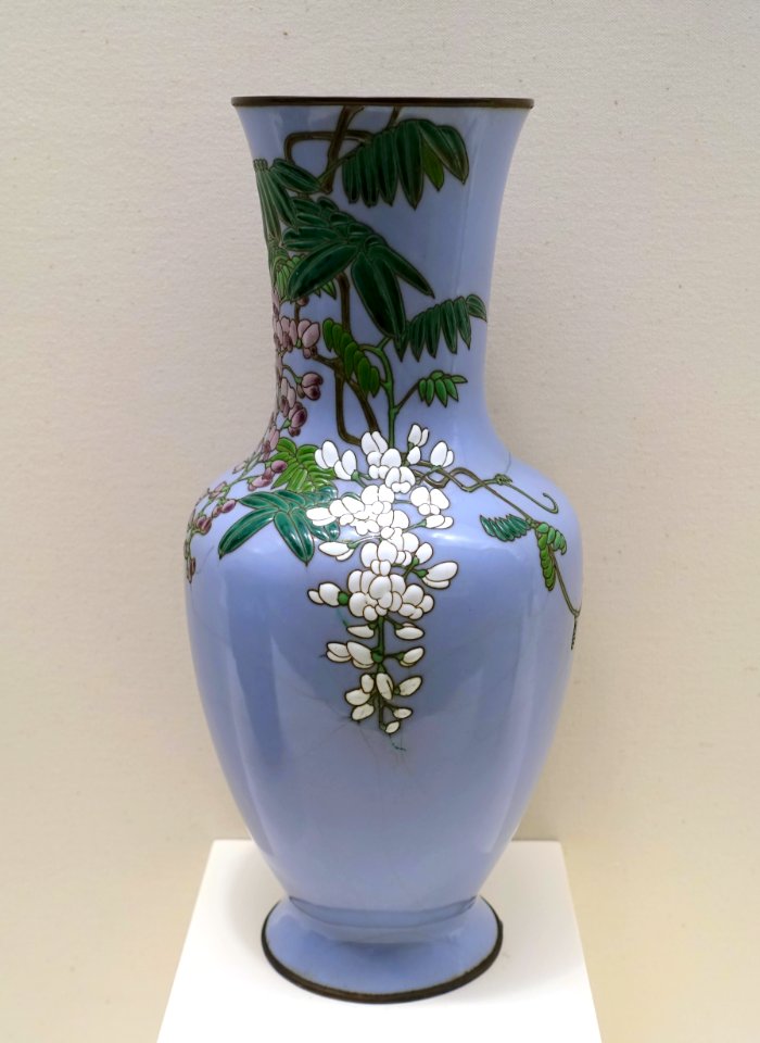 Vase, Japan, Meiji period, late 1800s AD, enamel with silver and copper - Dallas Museum of Art - DSC05123