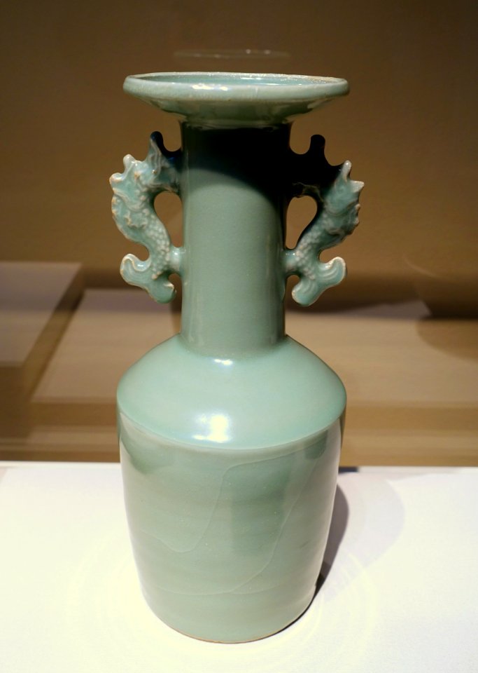 Vase with two fish-dragon handles, China, Longquan kilns, Southern Song or Yuan dynasty, late 13th to early 14th century AD, stoneware, celadon glaze - Freer Gallery of Art - DSC04747