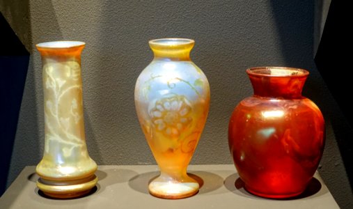 Vases by Josef Emil Schneckendorf, Grossherzogliche Edelglasmanufaktur, Darmstadt, 1907-1911, glass - Museum Künstlerkolonie Darmstadt - Mathildenhöhe - Darmstadt, Germany - DSC06213