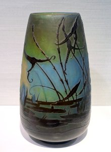 Vase with waterplants, Emile Galle, before 1900, glass - Hessisches Landesmuseum Darmstadt - Darmstadt, Germany - DSC00922