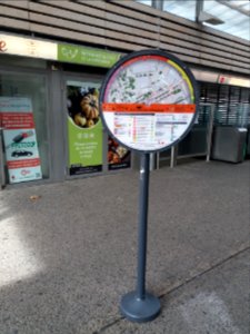 Vaux-en-Velin - La Soie, gouvernail d'orientation dans la station de métro