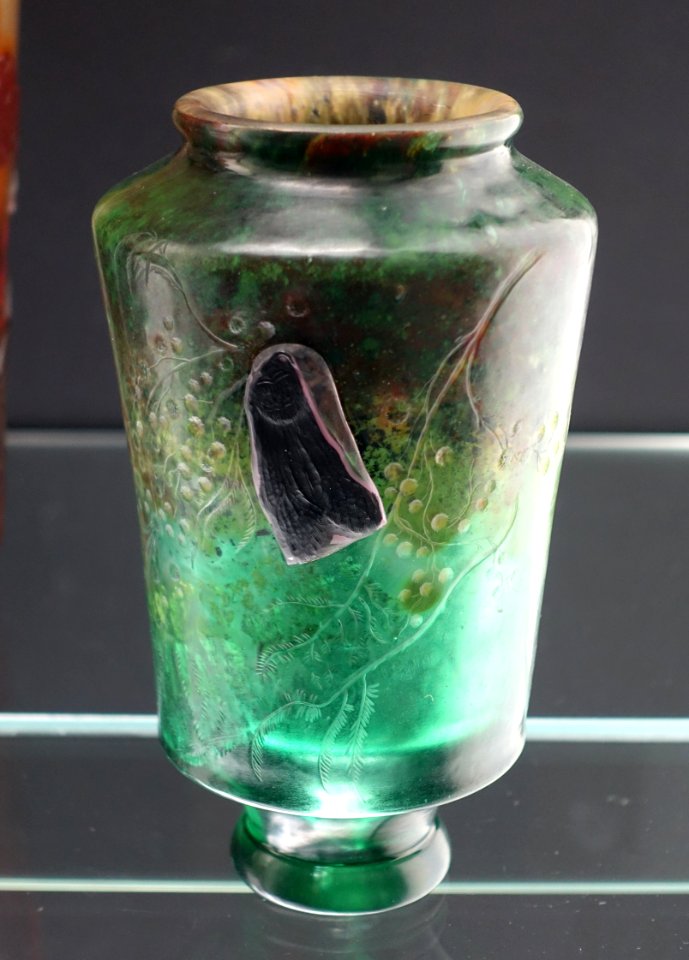 Vase, Emile Galle, Nancy, c. 1898, glass - Bröhan Museum, Berlin - DSC03963 photo