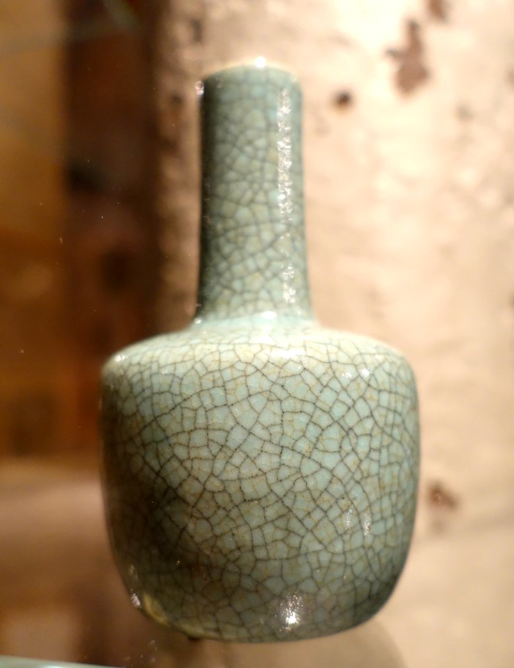Vase, China, Ju period, 12th century AD - Kulenovic Collection - Karlskrona, Sweden - DSC08484