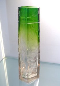 Vase, L. Moser & Sohne, Karlsbad, c. 1900, glass - Bröhan Museum, Berlin - DSC04127