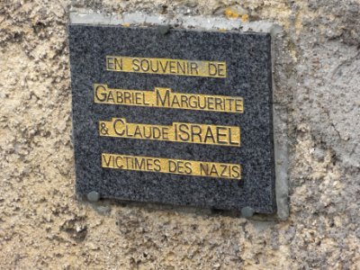 Vaucouleurs (Meuse) cimetière juif, plaque, 2 victimes des Nazi