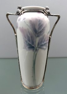 Vase with blackberry, painting by Per Algot Eriksson, Porzellanfabrik Rorstrand, Stockholm, silver by E. Lefebvre, Paris, porcelain and silver - Bröhan Museum, Berlin - DSC04069 photo