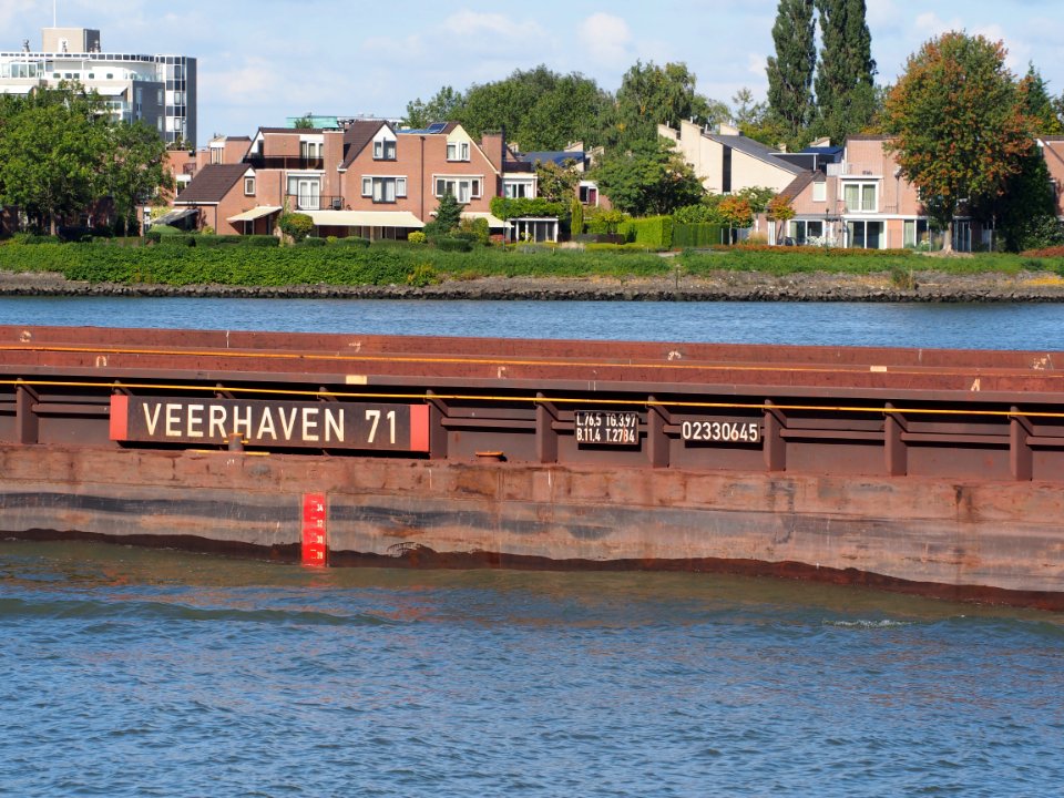 Veerhaven 71 ENI 02330645, Dordrecht pic1