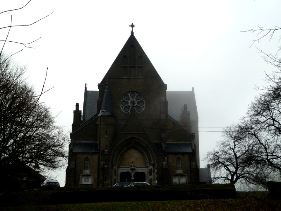 Vaux-sous-Chèvremont-Basilique Notre-Dame de Chèvremont (3)