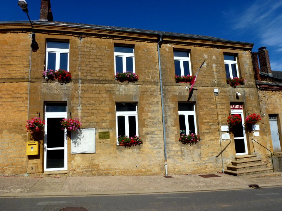 Vaux-Villaine (Ardennes) Mairie à Vaux