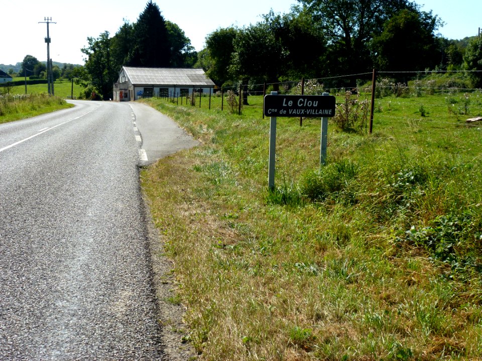 Vaux-Villaine (Ardennes) city limit sign hamlet Le Clou