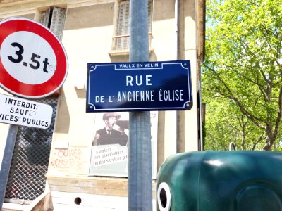 Vaulx-en-Velin - Rue de l'Ancienne Église, plaque