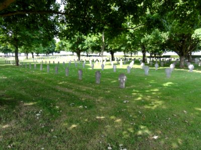 Vauxbuin (Aisne), Cimetière miliaire allemand (01)