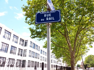 Vaulx-en-Velin - Rue du Rail, plaque