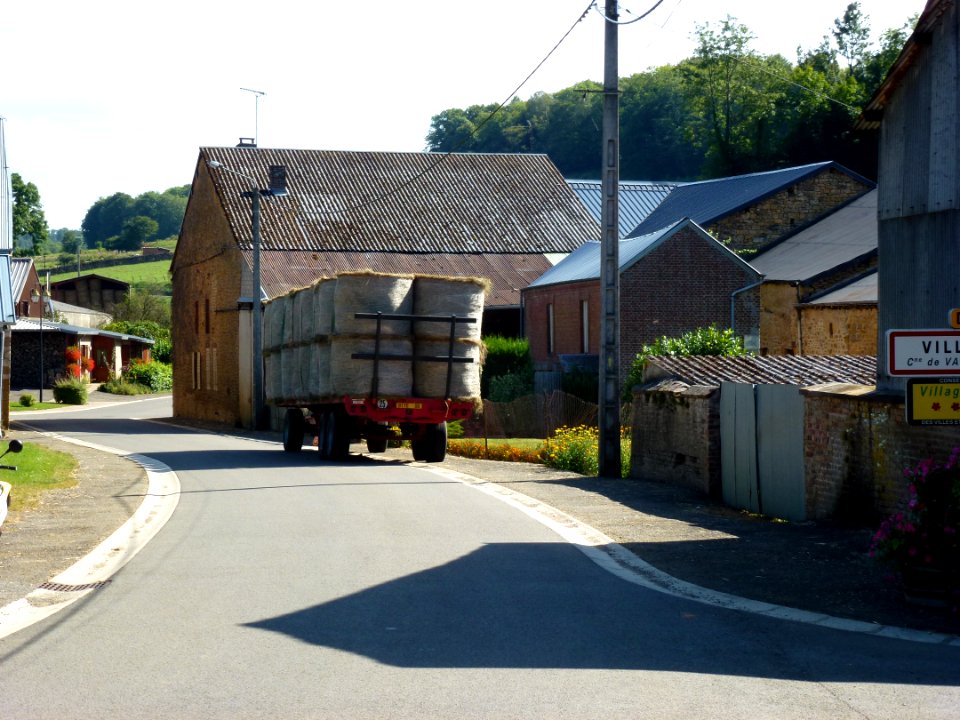 Vaux-Villaine (Ardennes) rue de Vilaine