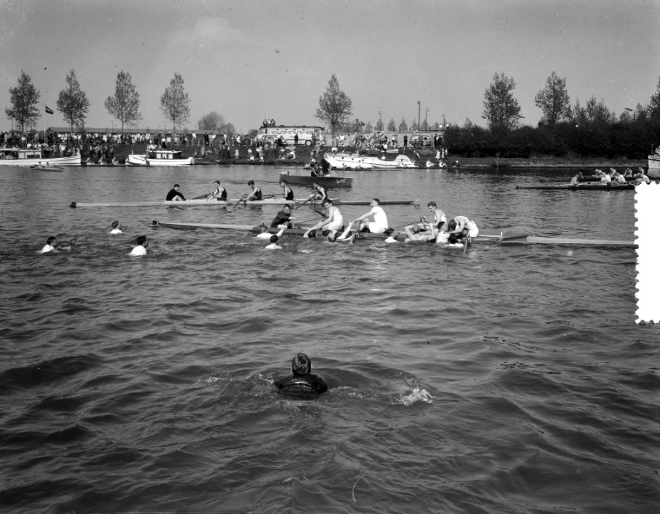 Varsity Studentenroeiwedstrijden Jutphaas, Bestanddeelnr 907-7447