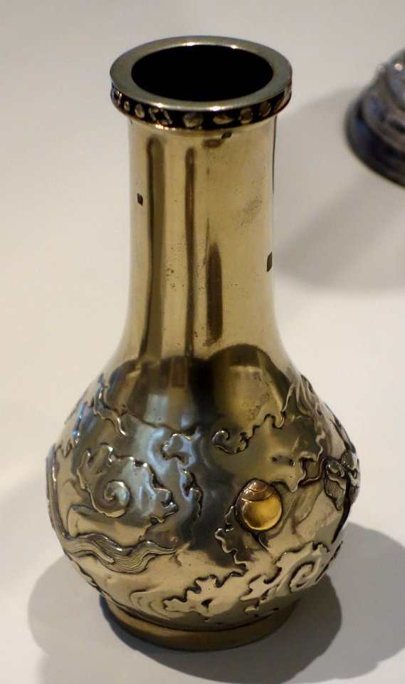 Vase by Sarayama Atsuoki, mid 19th century, Japan, silver gilded bronze - Cincinnati Art Museum - DSC03144