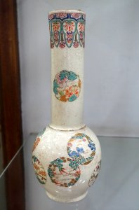 Vase from Japan, 19th century, porcelain - Museum of Vietnamese History - Ho Chi Minh City - DSC05901