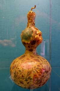 Vase in the shape of a double gourd, China, 1750 to early 1800s, copper, cloisonne enamel, applications - Germanisches Nationalmuseum - Nuremberg, Germany - DSC03189