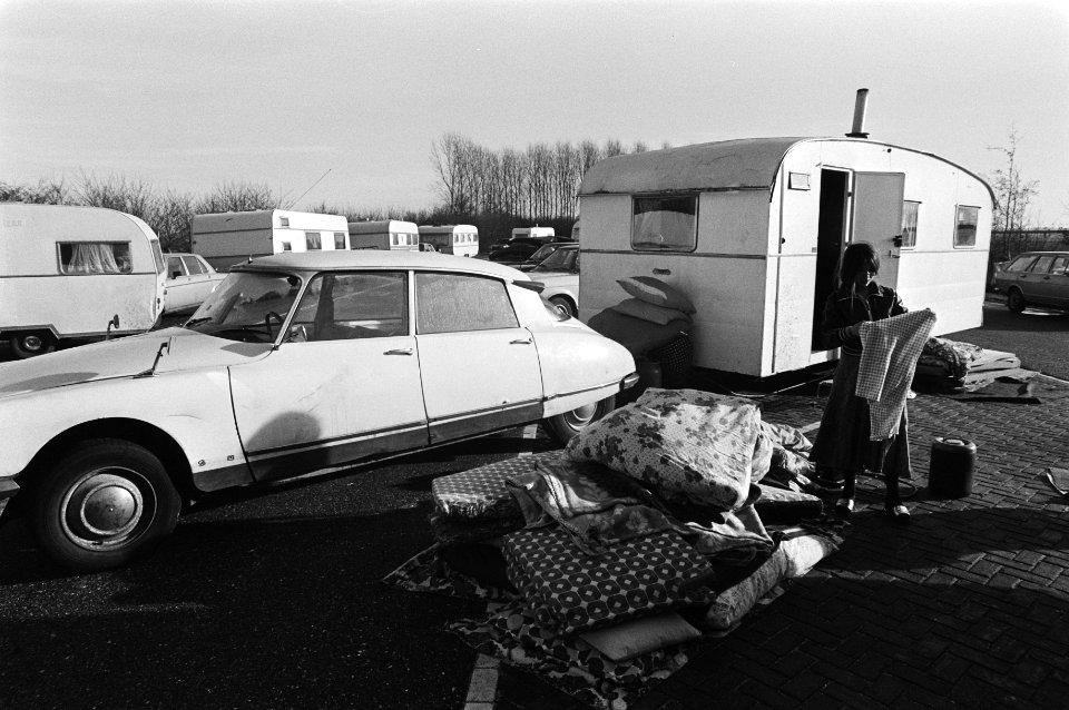 Vandaag heeft groep illegale zigeuners geprobeert naar Duitsland te komen bij Be, Bestanddeelnr 931-2519