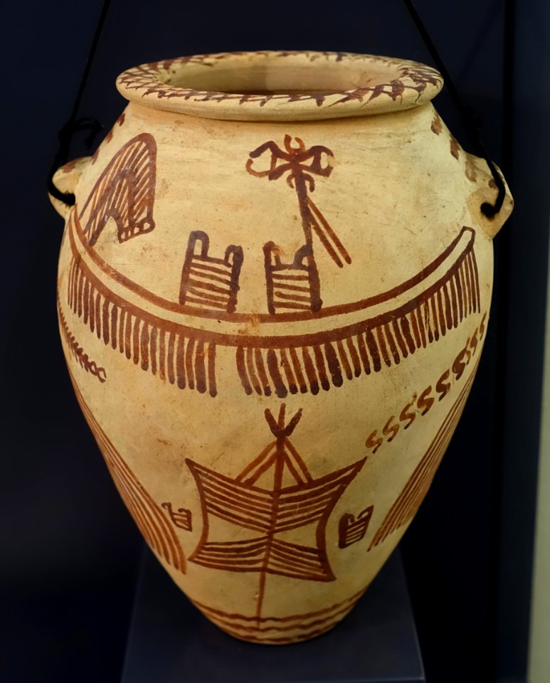Vase from a grave of the Negade-II culture, Egypt, El-Amra, 3500-3200 BC, marl ceramic, H 90 - Martin von Wagner Museum - Würzburg, Germany - DSC05332
