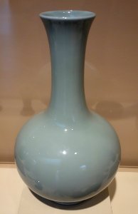 Vase, China, Qing Dynasty, Qianlong period, 1736-1795, porcelain with pale blue glaze - Chazen Museum of Art - DSC01663