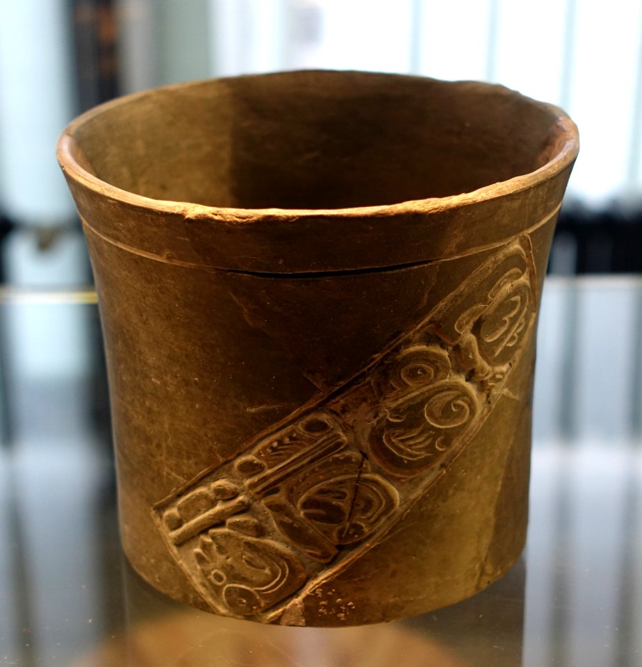 Vase - Classic Maya - Ethnological Museum, Berlin - DSC00688