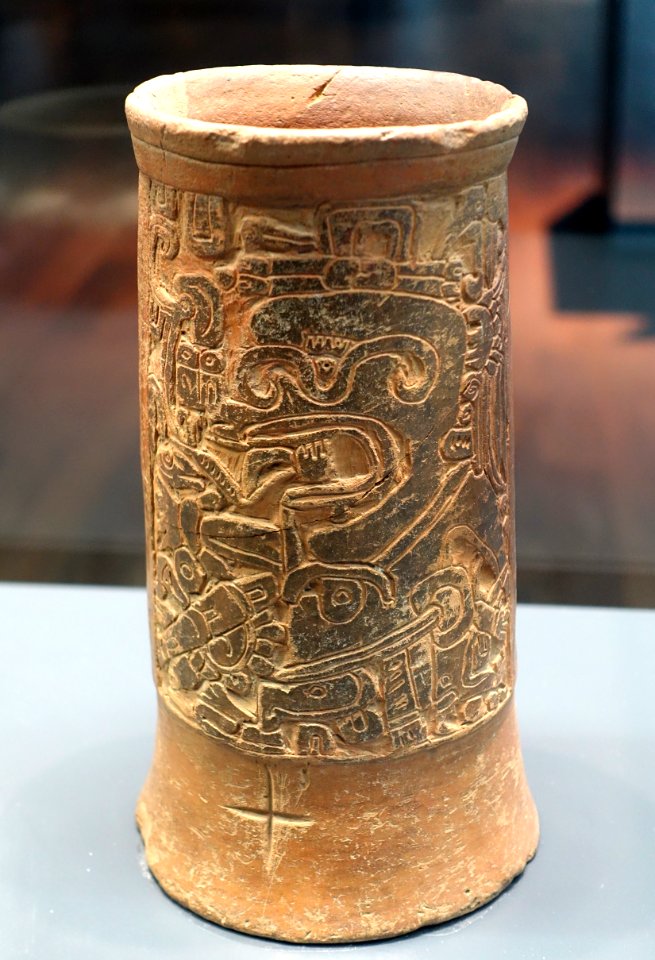 Vase - Classic Maya - Ethnological Museum, Berlin - DSC00757