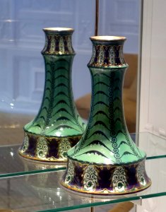 Vase, designer Albin Muller, maker Ernst Wahliss, 1909-1911, Serapis faience - Museum Künstlerkolonie Darmstadt - Mathildenhöhe - Darmstadt, Germany - DSC06237