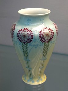 Vase 'Gaulois', form by Alexandre Sandier, decoration by Genevieve Rault, Sevres, 1896, porcelain - Bröhan Museum, Berlin - DSC04133
